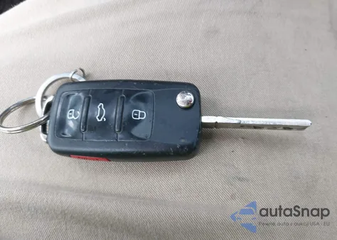 2012 Volkswagen Gti 4-Door z USA, uszkodzony, nr VIN WVWHV7AJ7CW271675